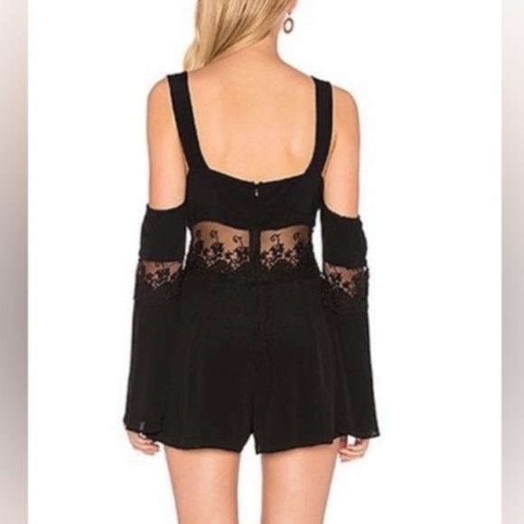 Majorelle Tudo Bem Chic Black Lace Romper NWT - Picture 2 of 15